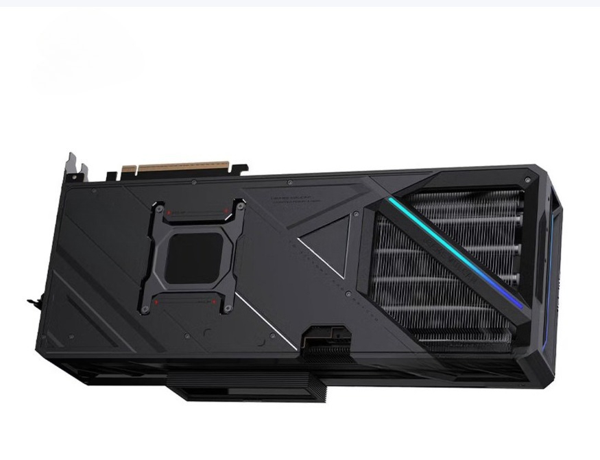 بطاقة رسومات للكمبيوتر المكتبي - مراجعة Rtx 5090 32Gb وسعره